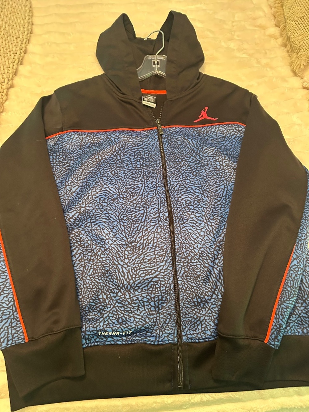 Jordan therma fit zip up